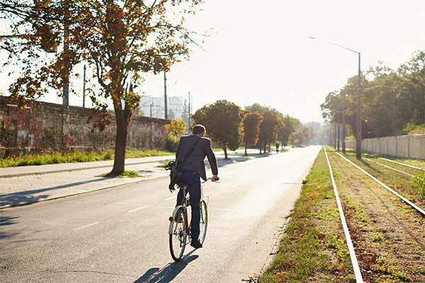 Fietsende man